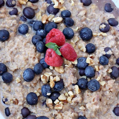 Blueberry Walnut Overnight Oatmeal