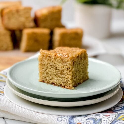 Easy Maple Banana Snack Cake