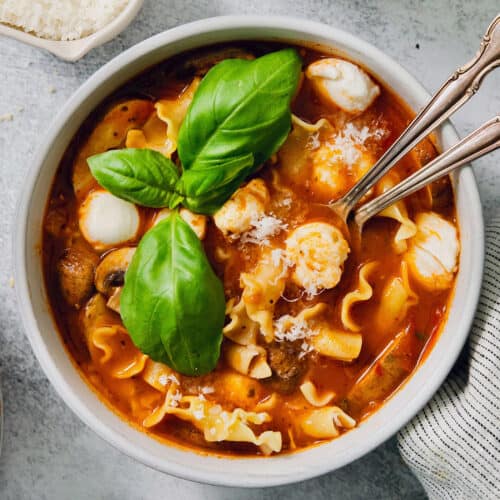 Slow Cooker Lasagna Soup with Chicken