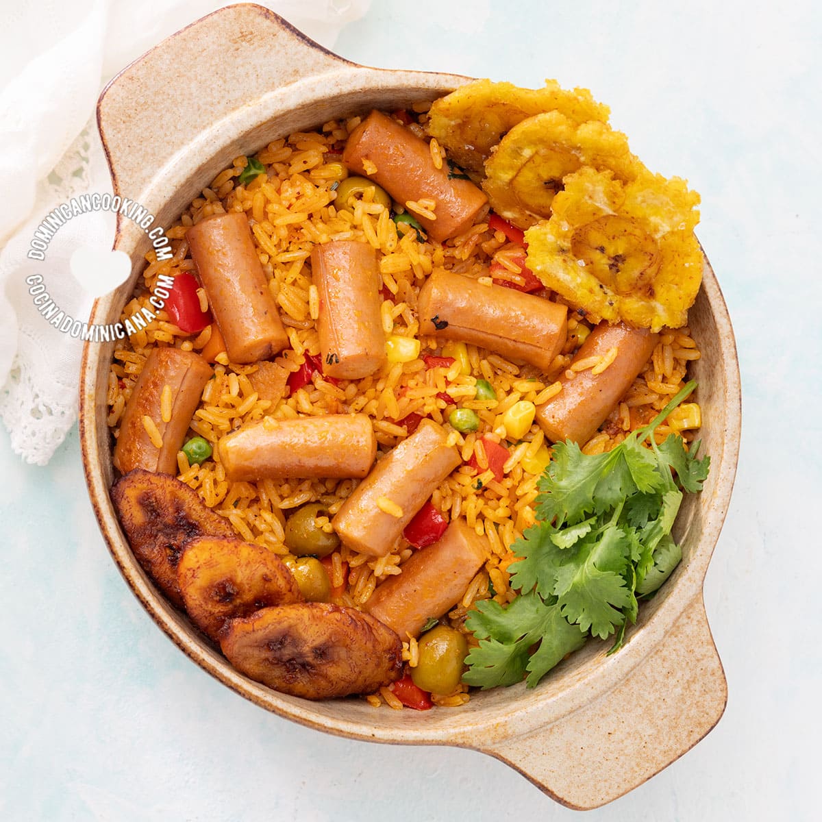 Locrio de Salchicha Recipe (Rice and Viena Sausage)