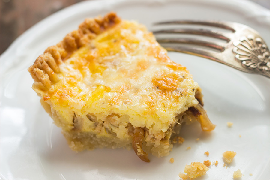caramelized onion cheddar tart