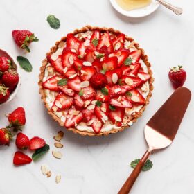 No Bake Strawberry Mascarpone Tart