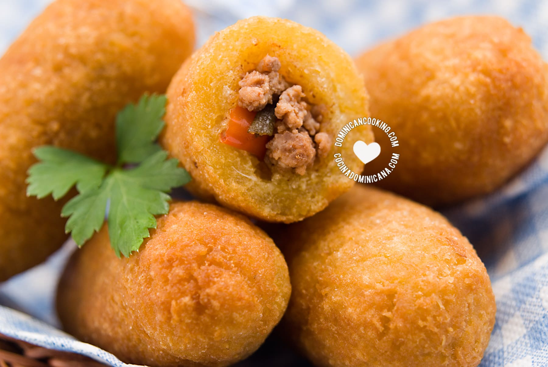 [Recipe + Video] Chulitos (The Tastiest Spicy Cassava Rolls)