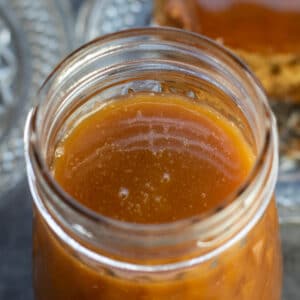 English Toffee Sauce (Easy 15-Minute Dessert Sauce!)