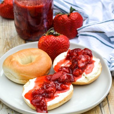 Easy Strawberry Sauce