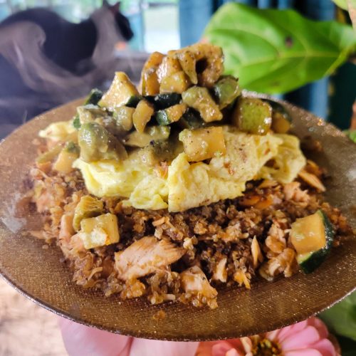 Scrambled Eggs w/ Quinoa, Pear, & Avocado