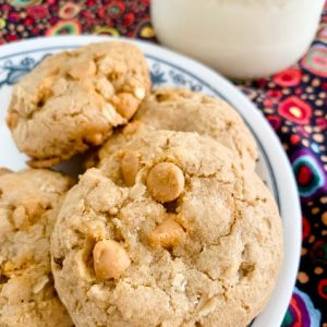 Butterscotch-Mace Toasted Oat Cookies